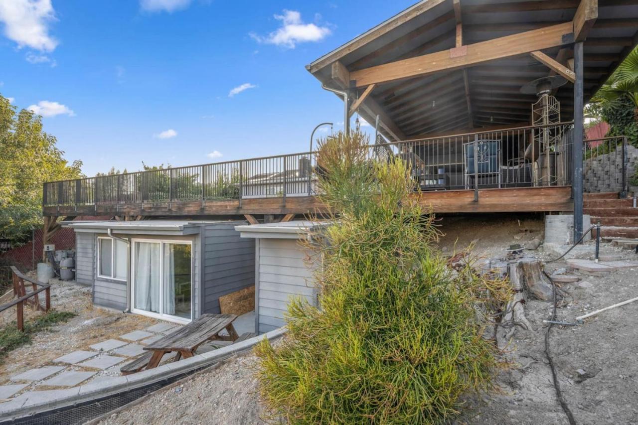 Middlebury Heights With Pool Holiday home Los Angeles